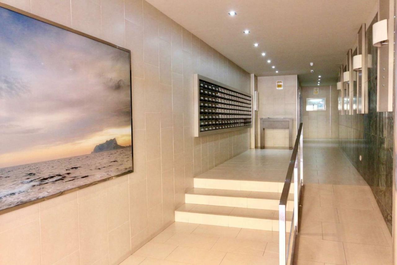 3- Bedroom Apartment In The Centre Of Calpe With Nice Living Room, 1 Bathroom. ภายนอก รูปภาพ