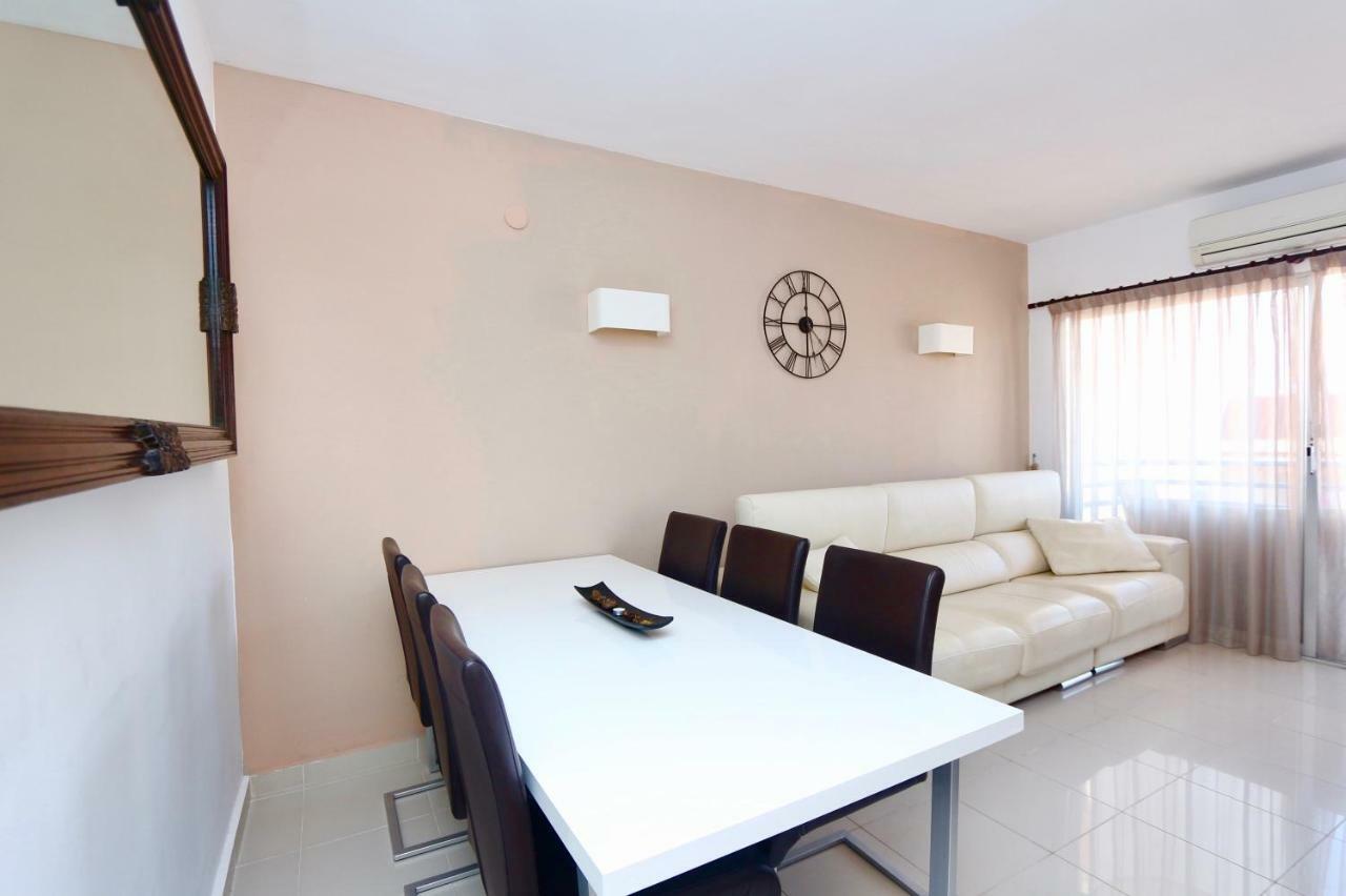 3- Bedroom Apartment In The Centre Of Calpe With Nice Living Room, 1 Bathroom. ภายนอก รูปภาพ